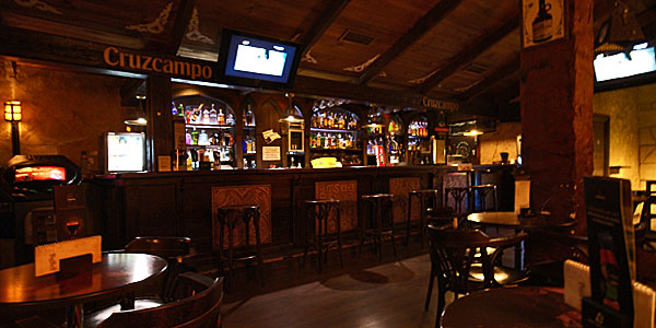 interior pub big ben